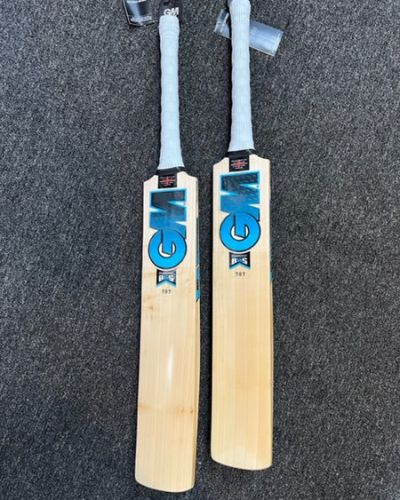 GM DIAMOND DXM 707 ENGLISH WILLOW CRICKET BAT